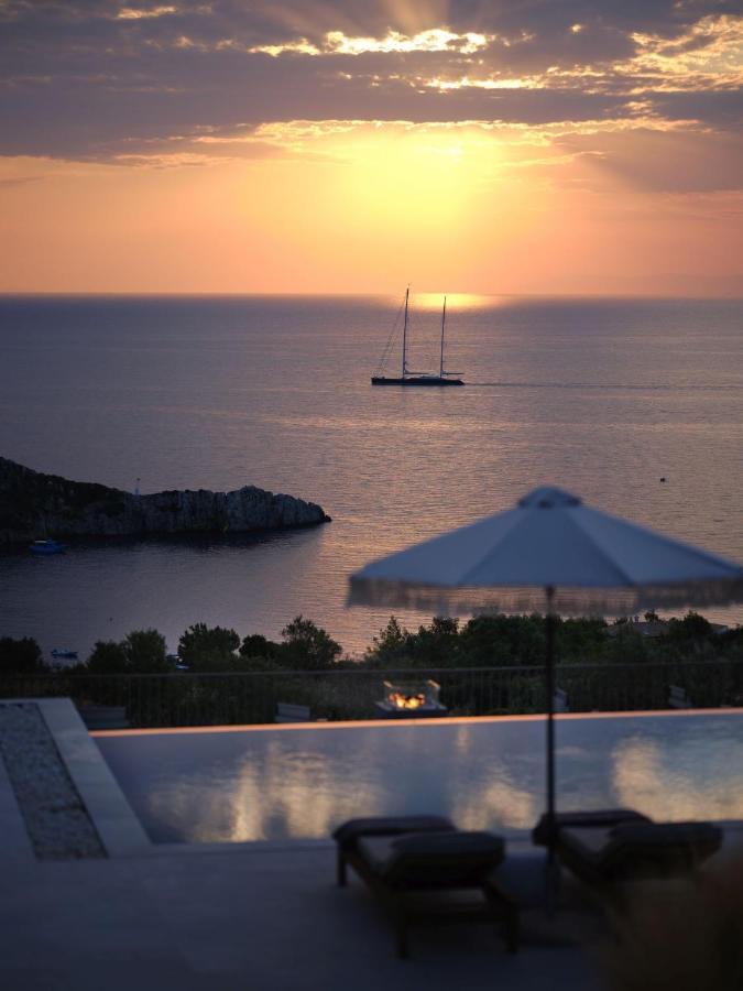 Rebek Luxury Villas & Suites Agios Nikolaos  Exteriér fotografie